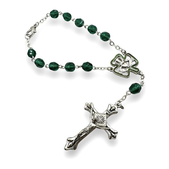 Vintage Claddagh Chaplet Shamrock Irish Italy Green Glass Crystal Enamel Rosary - Picture 1 of 5